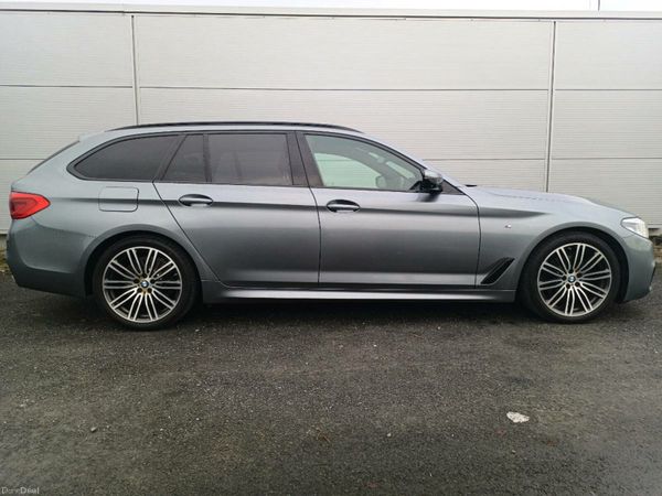 BMW 5-Series Estate, Diesel, 2020, Blue