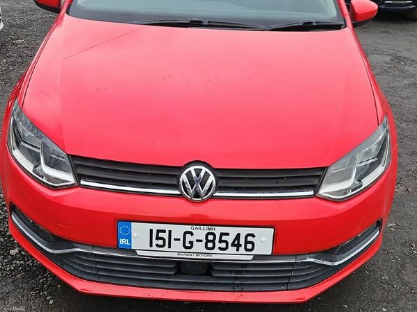 Volkswagen Polo Hatchback, Petrol, 2015, Red