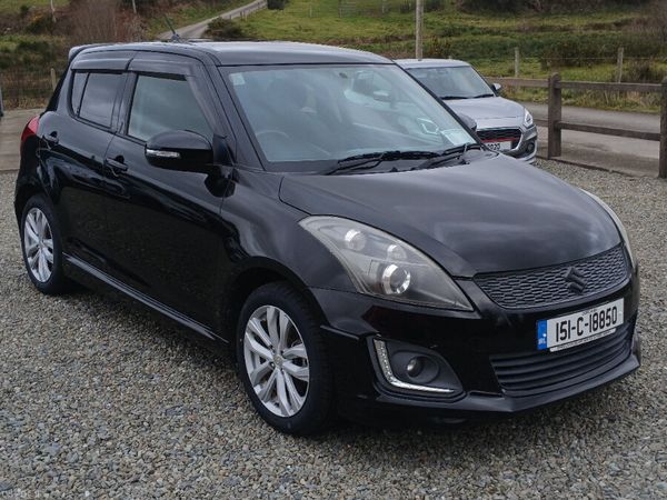 Suzuki Swift Hatchback, Petrol, 2015, Black