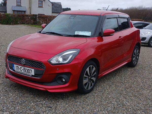 Suzuki Swift Hatchback, Petrol, 2017, Red