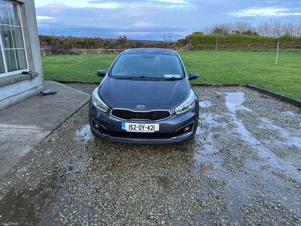 Kia Ceed Hatchback, Diesel, 2015, Silver