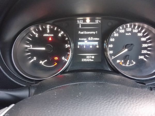 Nissan Qashqai Hatchback, Diesel, 2014, Blue