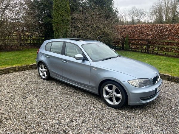 BMW 1-Series Hatchback, Diesel, 2010, Blue