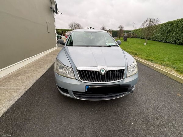 Skoda Octavia Hatchback, Diesel, 2011, Blue