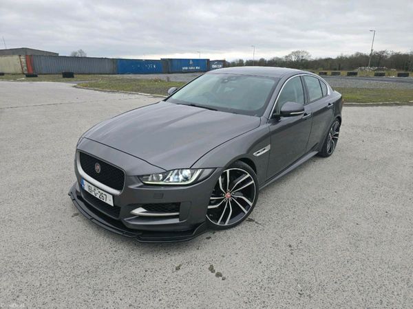 Jaguar XE Saloon, Diesel, 2016, Grey