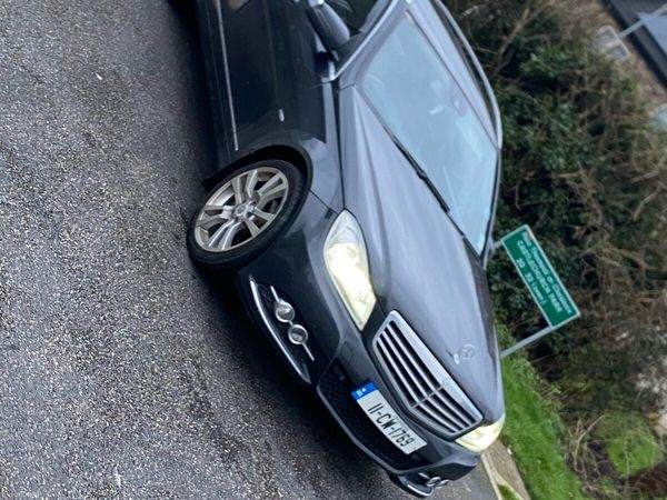 Mercedes-Benz C-Class Estate, Diesel, 2011, Black