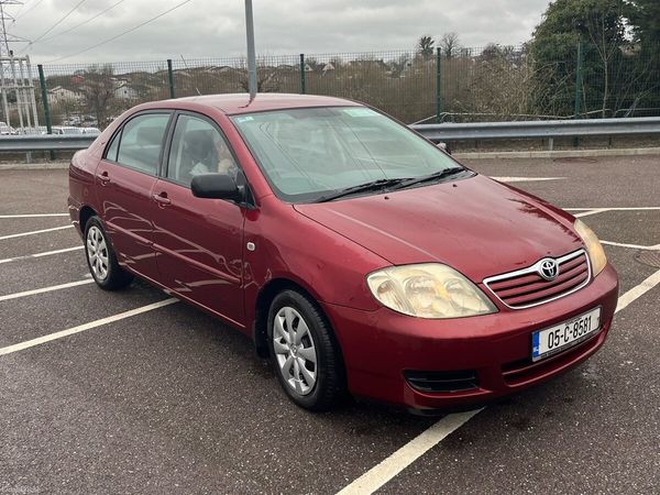 Toyota Corolla Saloon, Petrol, 2005, Red