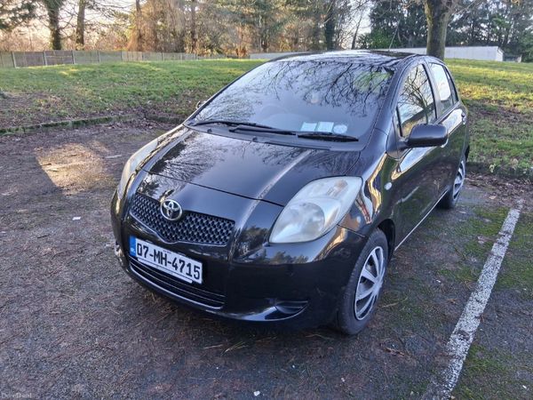 Toyota Yaris Hatchback, Petrol, 2007, Black