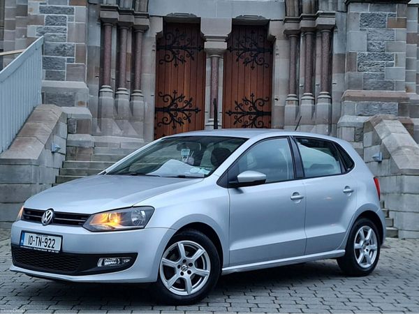 Volkswagen Polo Hatchback, Petrol, 2010, Silver