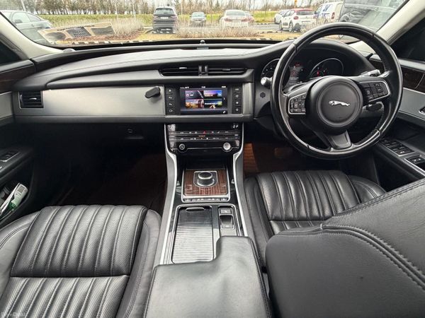 Jaguar XF Saloon, Diesel, 2016, Grey