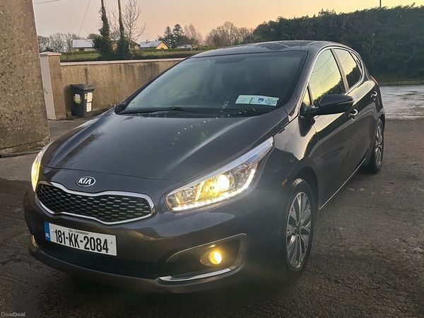 Kia Ceed Hatchback, Diesel, 2018, Grey