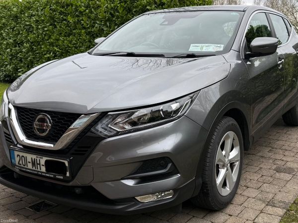 Nissan Qashqai Hatchback, Diesel, 2020, Grey
