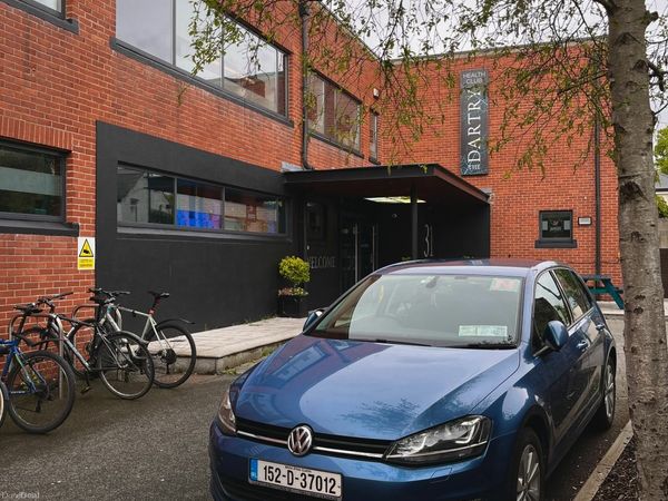 Volkswagen Golf Hatchback, Petrol, 2015, Blue