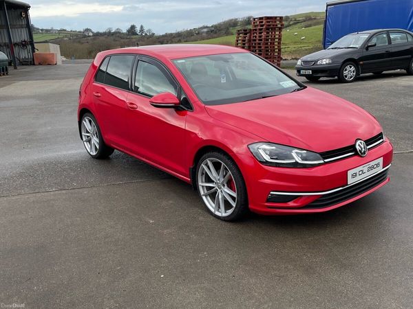 Volkswagen Golf Hatchback, Diesel, 2019, Red