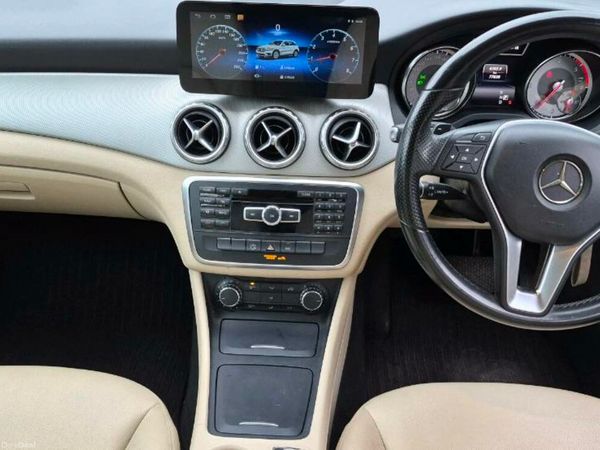 Mercedes-Benz GLA SUV, Diesel, 2014, Silver