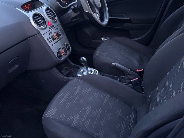 Opel Corsa Hatchback, Petrol, 2011, Black