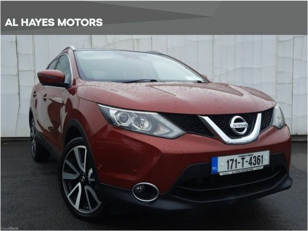 Nissan Qashqai SUV, Diesel, 2017, Red