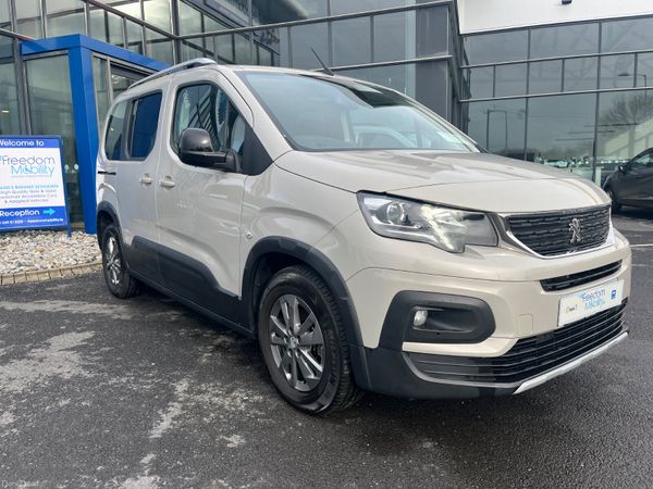Peugeot Rifter MPV, Diesel, 2022, Beige