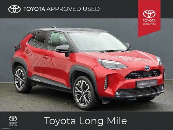 Toyota Yaris Cross Hatchback, Petrol Hybrid, 2022, Red
