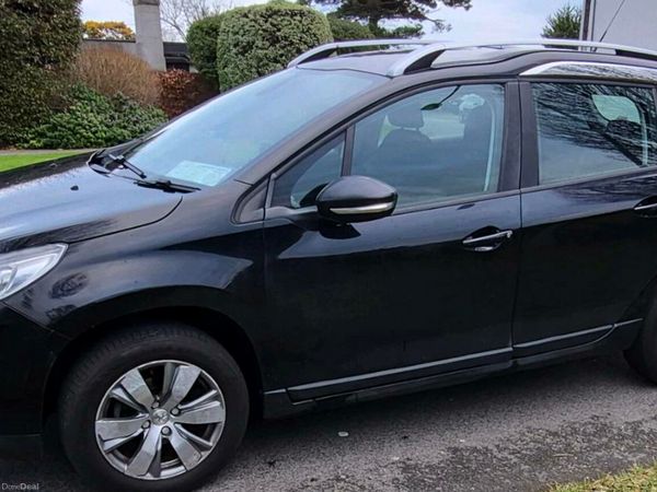 Peugeot 2008 Hatchback, Diesel, 2016, Black