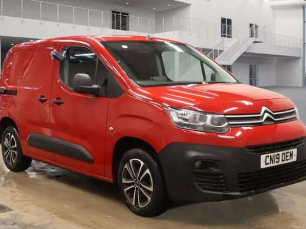 Citroen Berlingo MPV, Diesel, 2019, Red