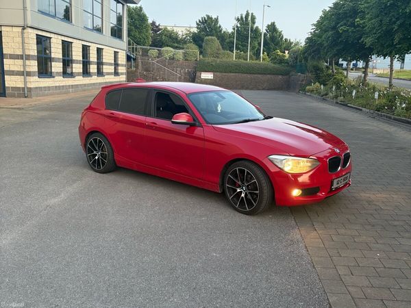 BMW 1-Series Estate/Jeep, Diesel, 2012, Red