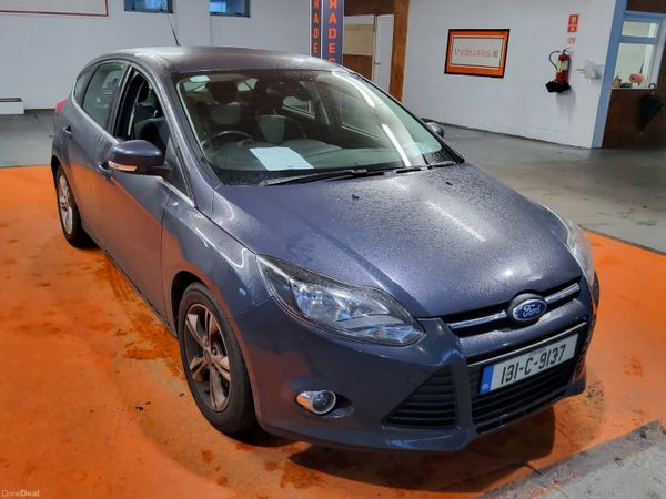 Ford Focus Hatchback, Diesel, 2013, Grey