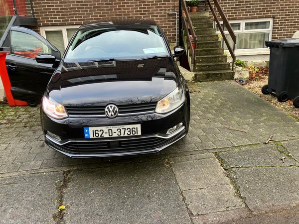Volkswagen Polo Hatchback, Petrol, 2016, Black