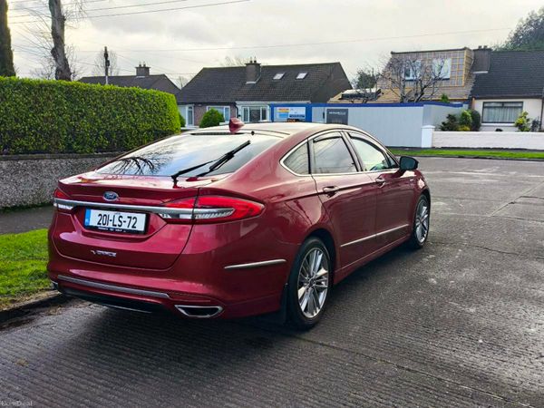 Ford Mondeo Hatchback, Diesel, 2020, Red