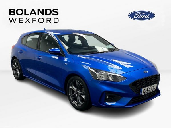 Ford Focus Hatchback, Petrol, 2019, Blue