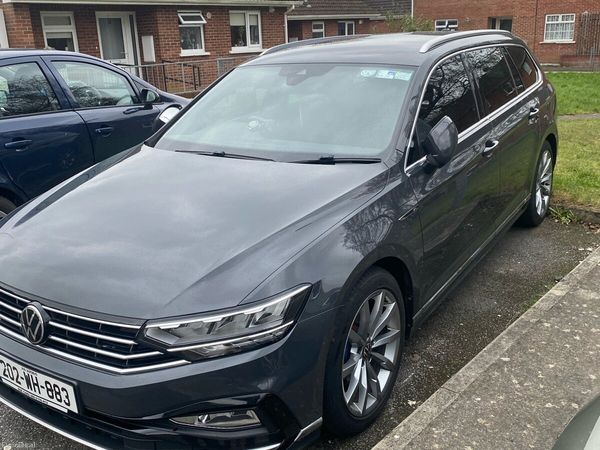 Volkswagen Passat Estate, Diesel, 2020, Grey
