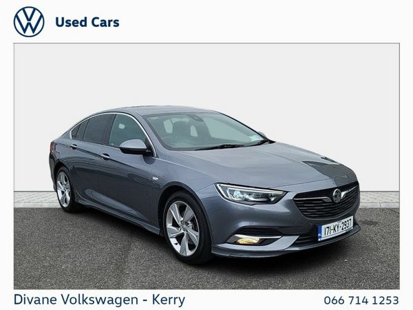 Vauxhall Insignia Hatchback, Diesel, 2017, Grey