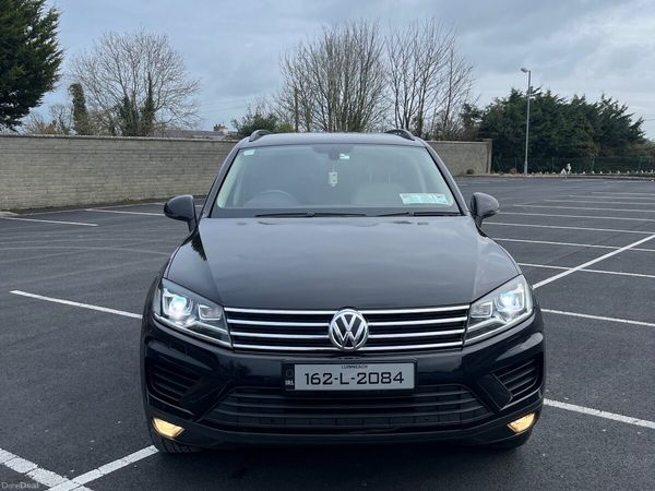 Volkswagen Touareg SUV, Diesel, 2016, Black