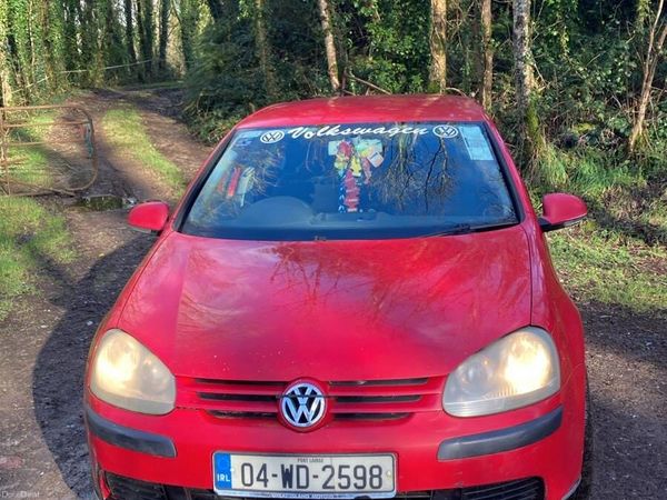 Volkswagen Golf Hatchback, Diesel, 2004, Red