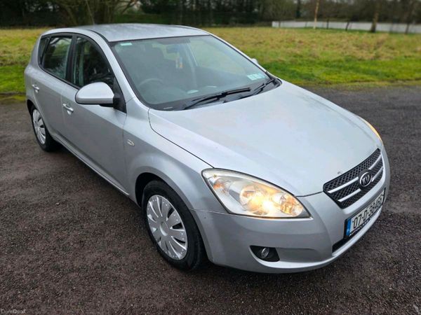 Kia Ceed Hatchback, Petrol, 2007, Silver