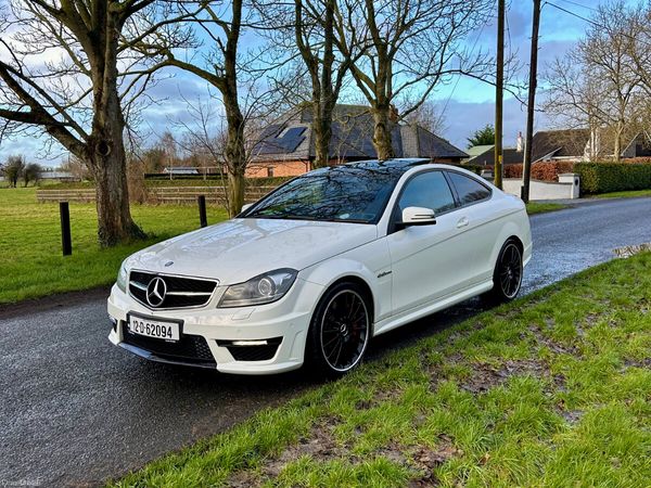 Mercedes-Benz C-Class Coupe, Petrol, 2012, White