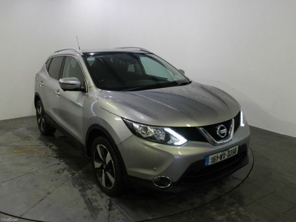 Nissan Qashqai Hatchback, Diesel, 2016, Silver