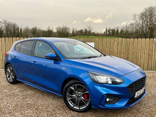 Ford Focus Hatchback, Diesel, 2020, Blue