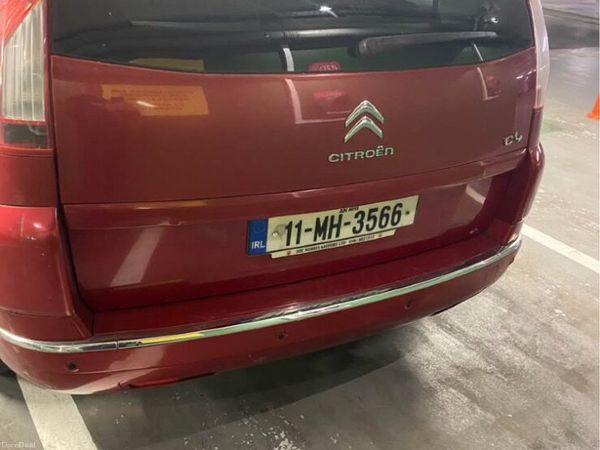 Citroen C4 Picasso MPV, Diesel, 2011, Red