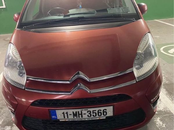 Citroen C4 Picasso MPV, Diesel, 2011, Red