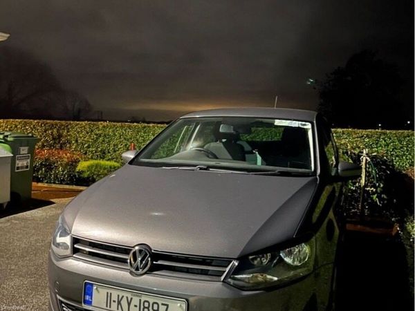 Volkswagen Polo Hatchback, Petrol, 2011, Grey