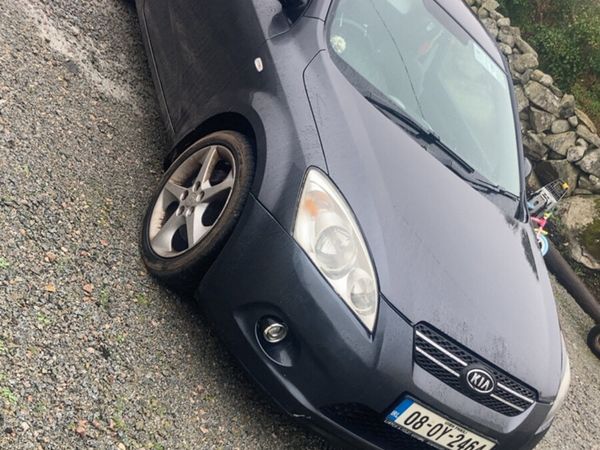 Kia Ceed Hatchback, Diesel, 2008, Grey