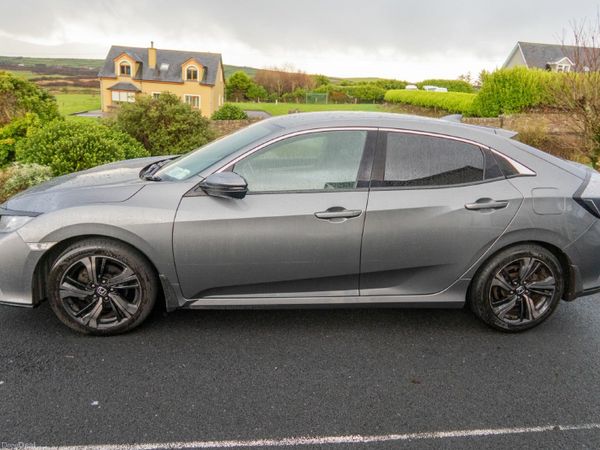 Honda Civic Hatchback, Petrol, 2017, Grey