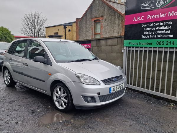 Ford Fiesta Hatchback, Petrol, 2007, Silver
