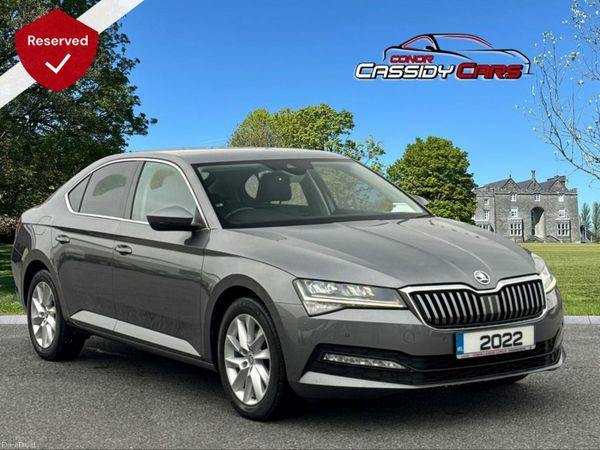 Skoda Superb Hatchback, Diesel, 2022, Grey