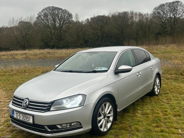 Volkswagen Passat Saloon, Diesel, 2012, Silver