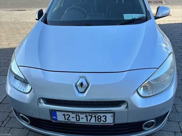 Renault Fluence Saloon, Diesel, 2012, Silver