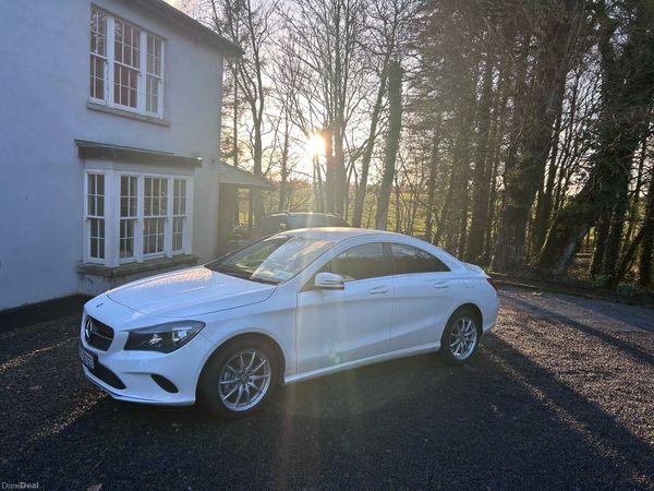 Mercedes-Benz CLA Saloon, Diesel, 2017, White