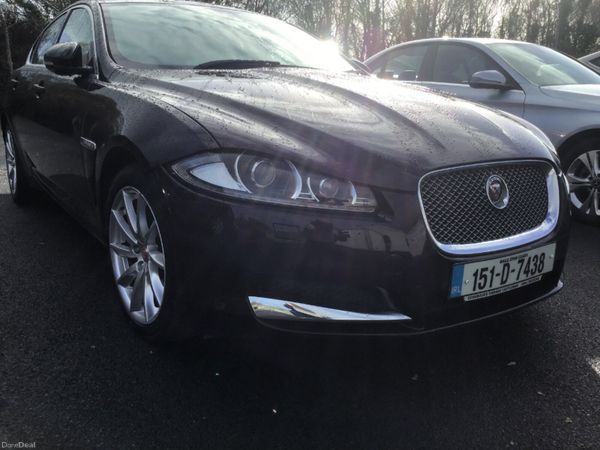 Jaguar XF Saloon, Diesel, 2015, Red