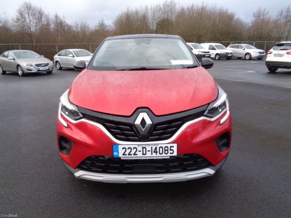 Renault Captur MPV, Petrol, 2022, Red
